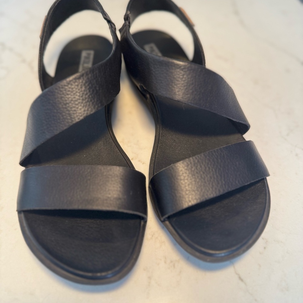 PIKOLINOS Black Leather Flats